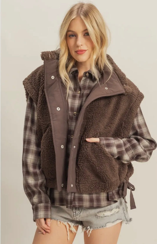 The Cali Sherpa Vest Brown