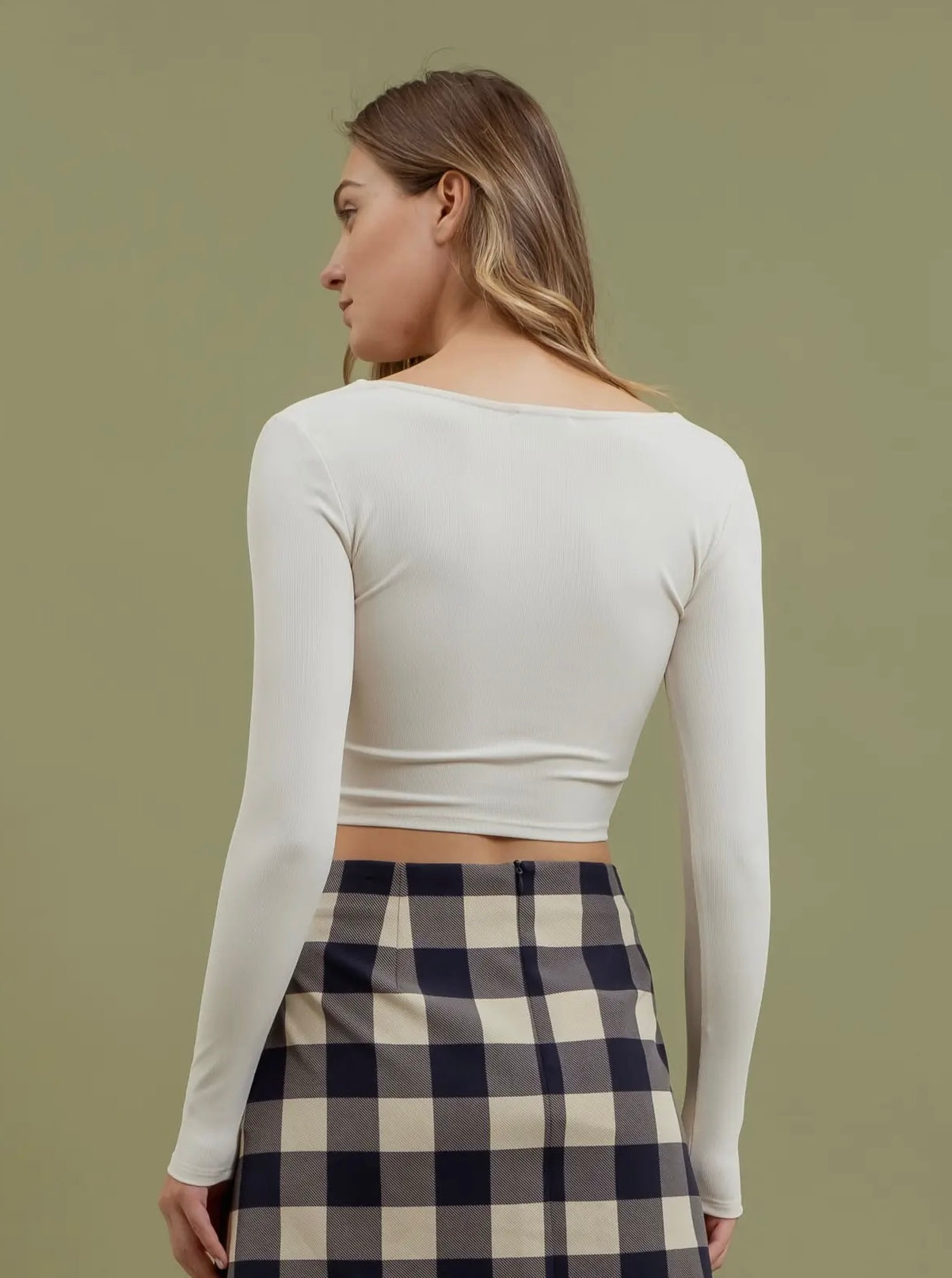 Scoop Neck Long Sleeve Knit Crop Top